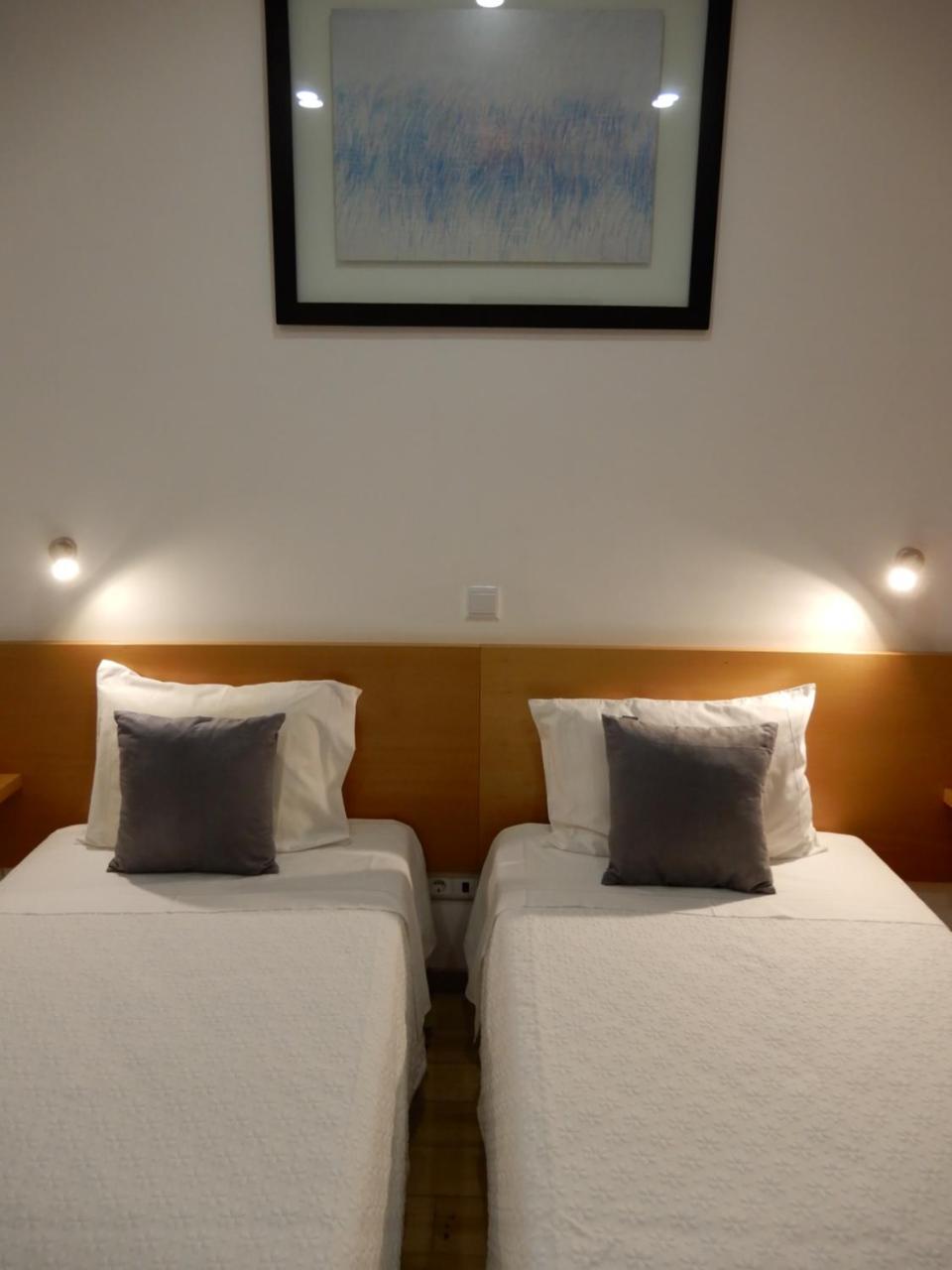 Twin Room Private Bathroom