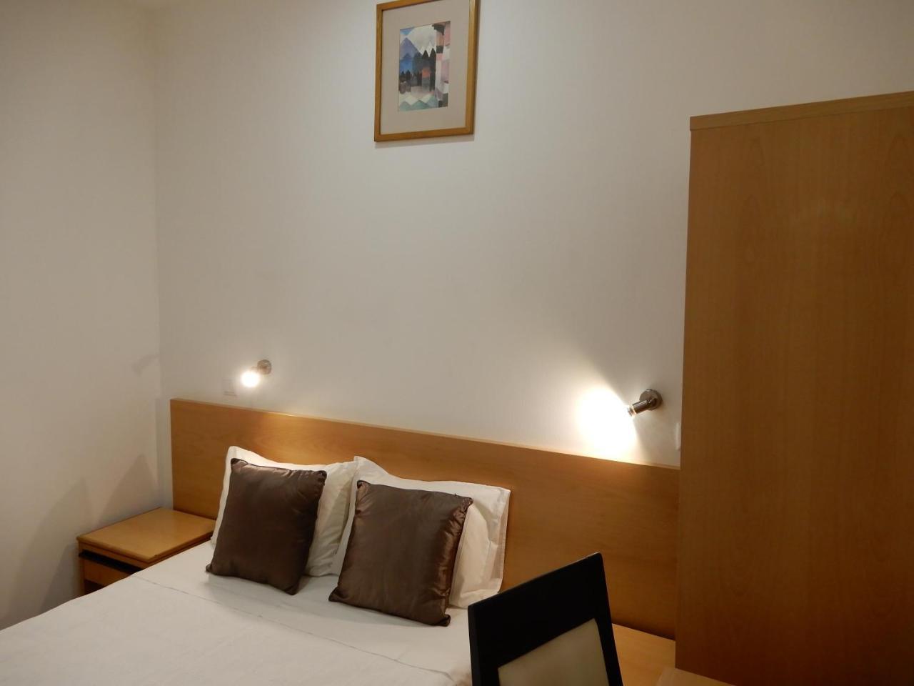 Quarto Duplo