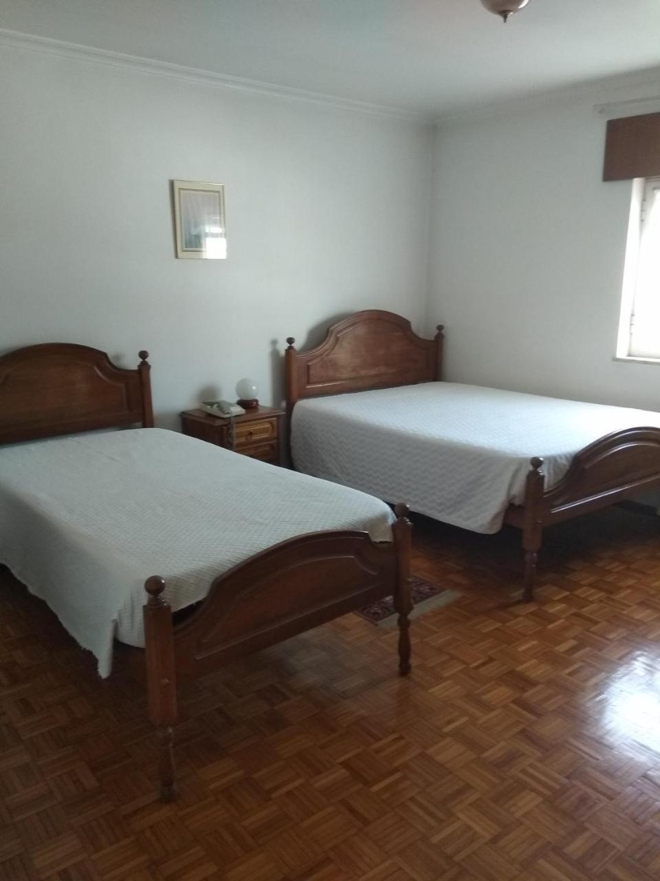 Quarto Triplo com Casa de Banho