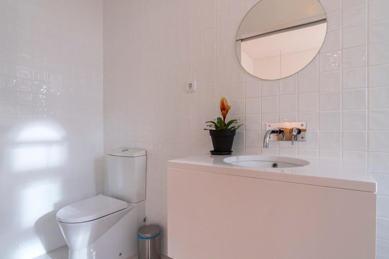 Double or Twin Room Private Bathroom