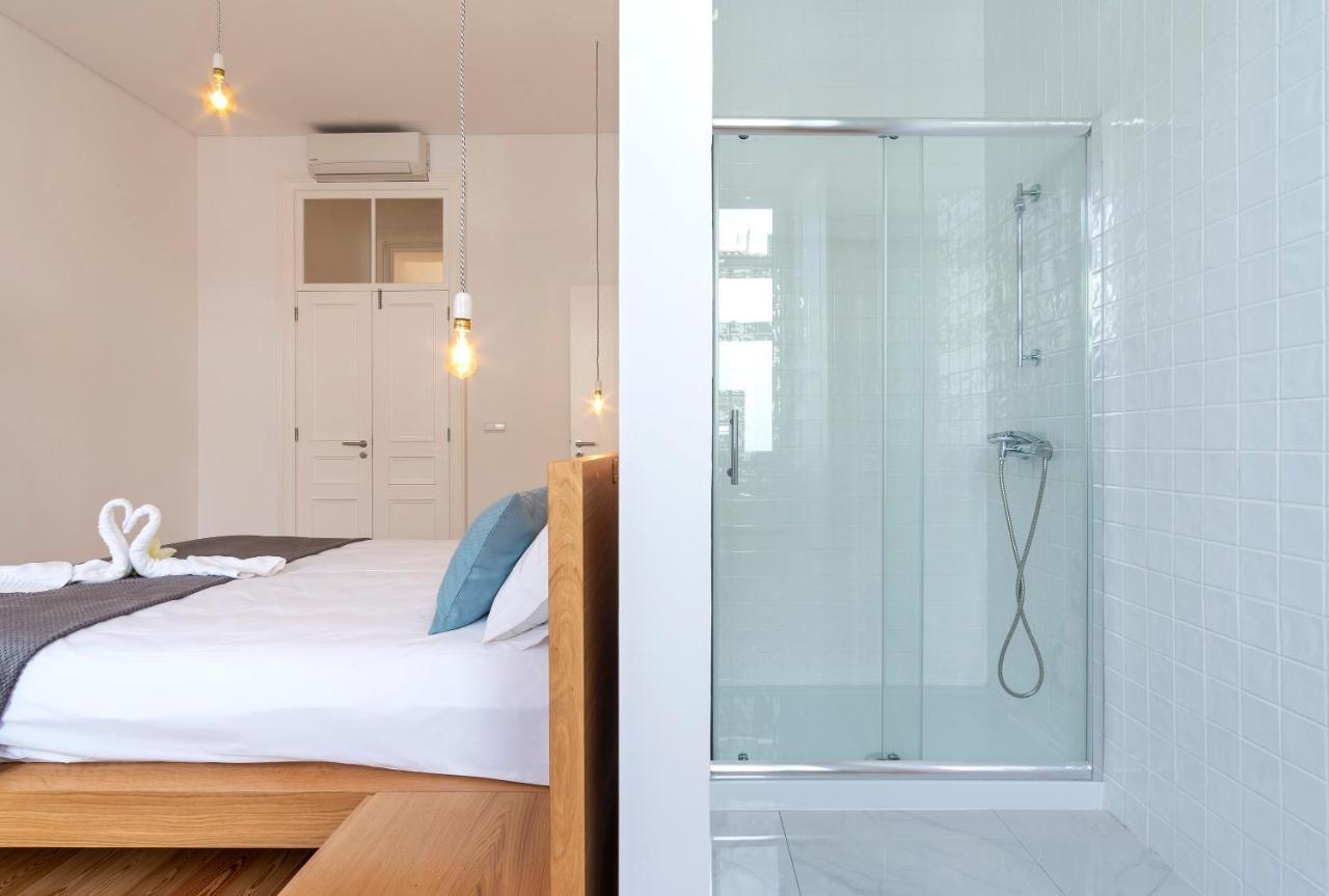 Double or Twin Room Private Bathroom
