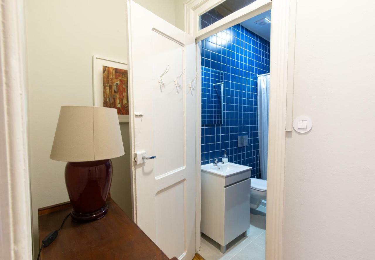 Quarto Quádruplo com Casa de Banho Privativa