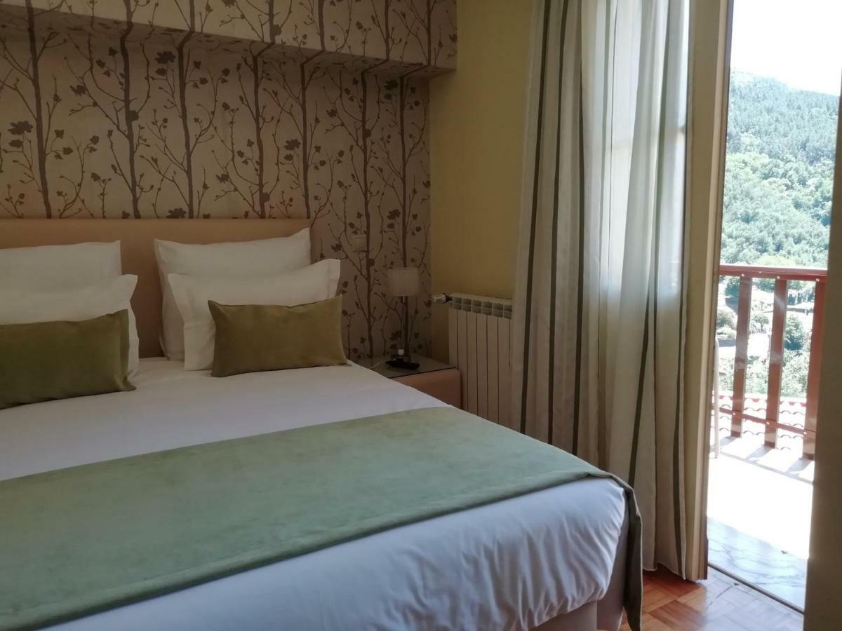 Quarto Duplo com Varanda