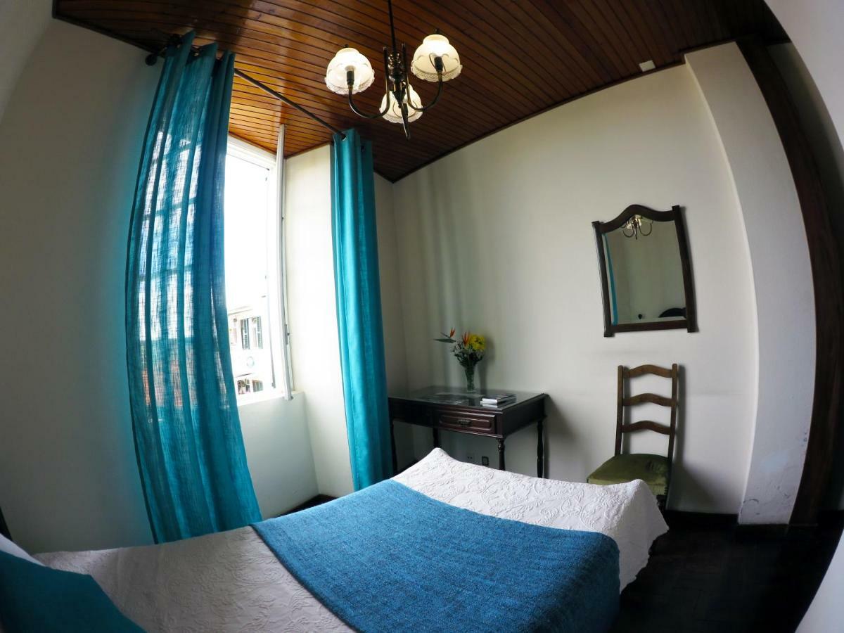 Quarto Individual