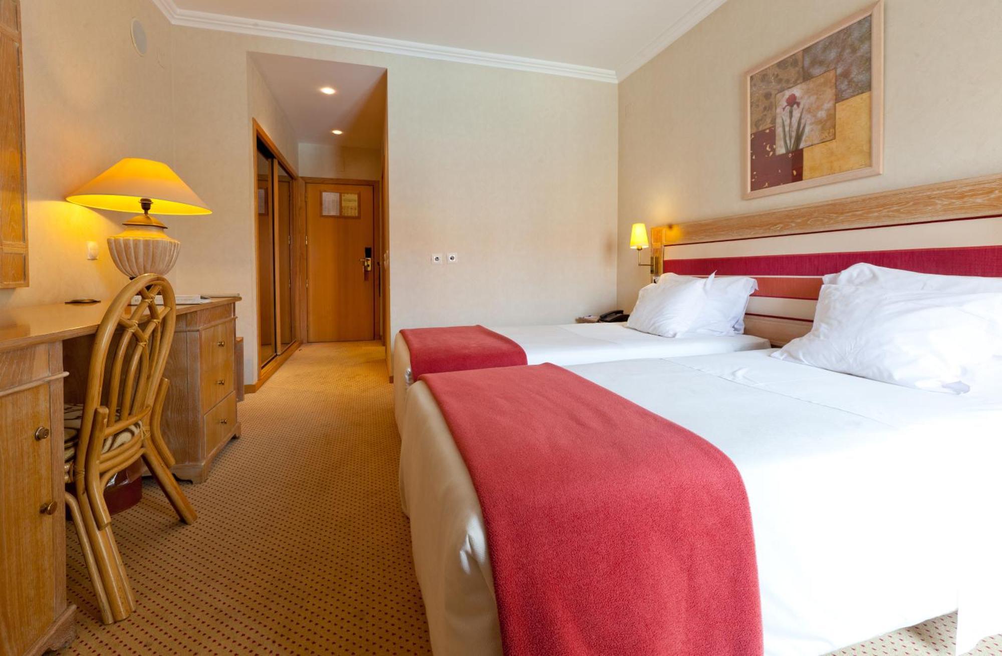 Double or Twin Room,1774419870:JPEG