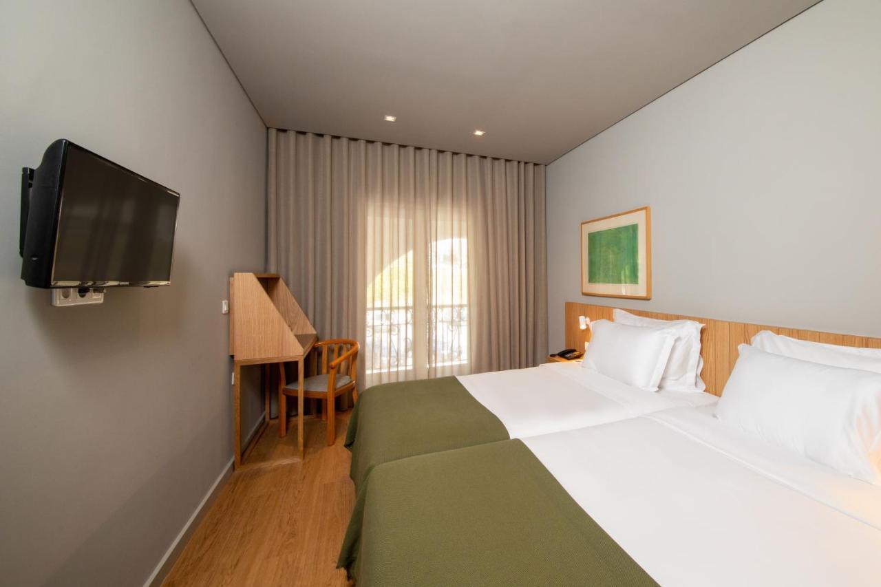 Quarto Twin com Varanda
