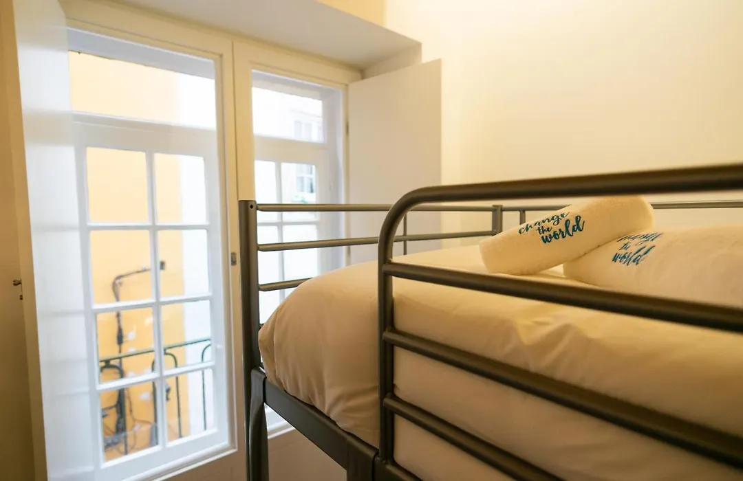 Change The World Hostels - Coimbra - Almedina-1