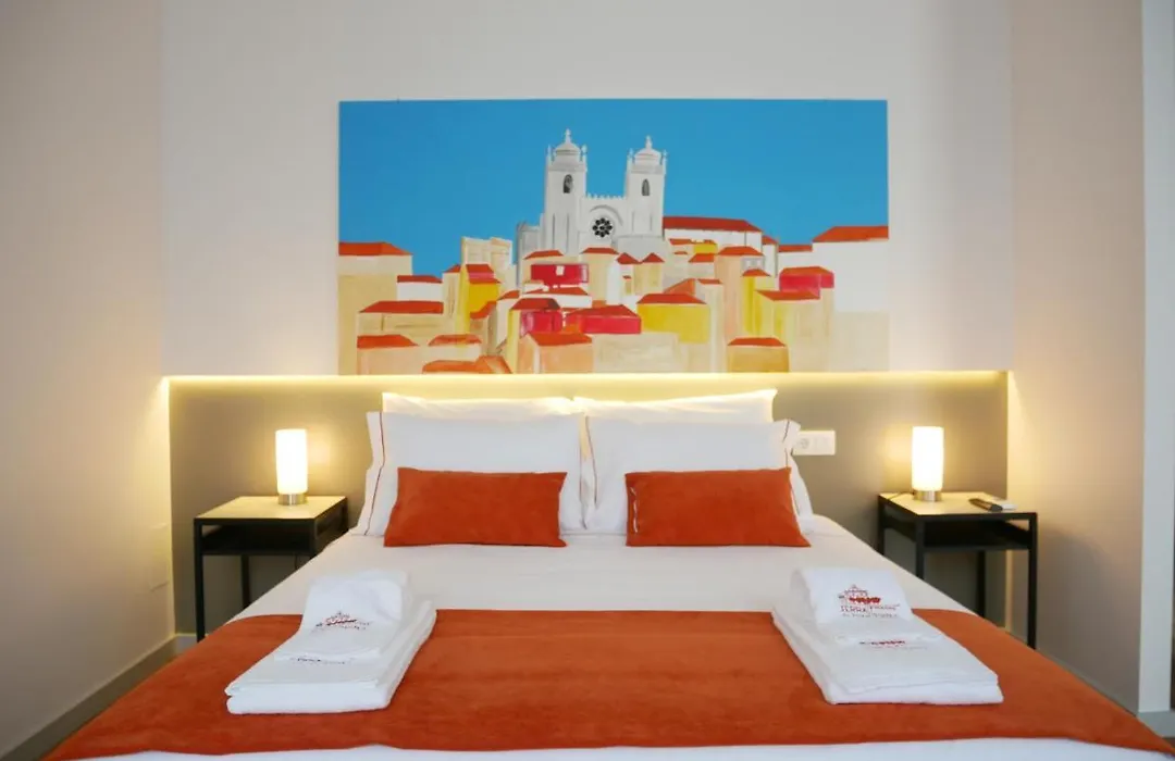 Serra Do Pilar Porto Suites-1