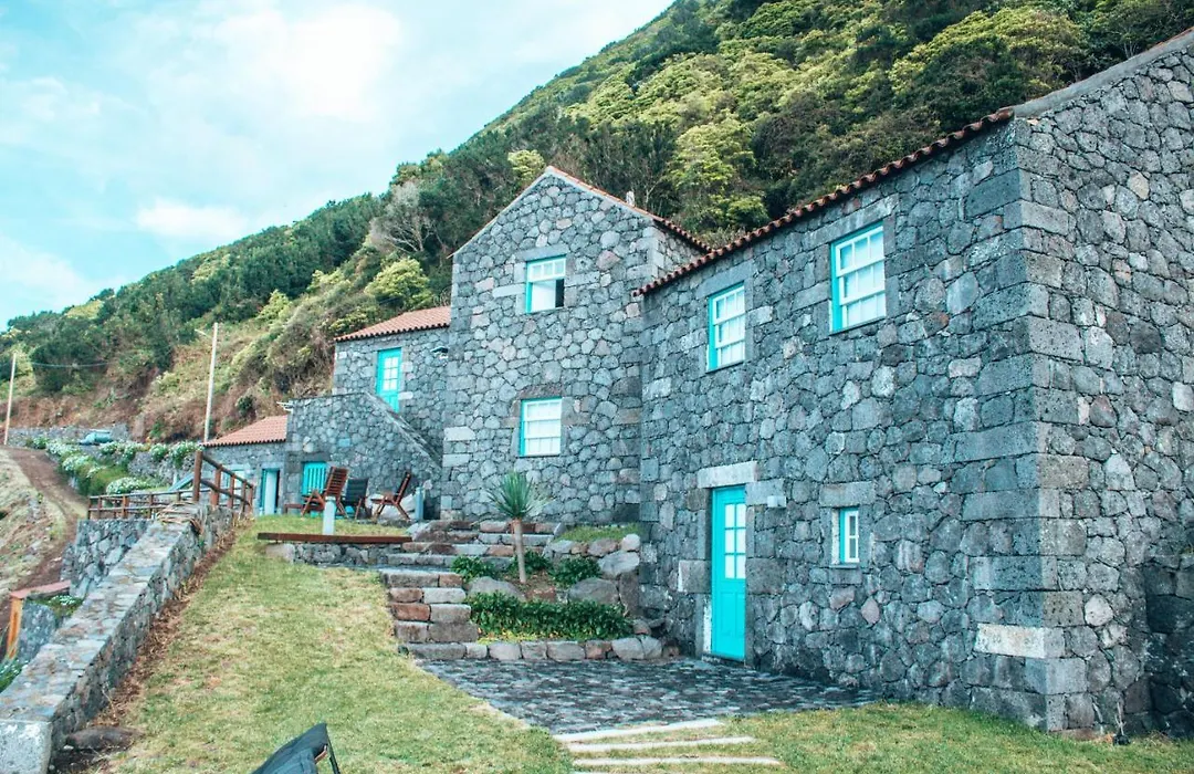 Abrigo da Cascata - Casas de Campo - São Jorge-1