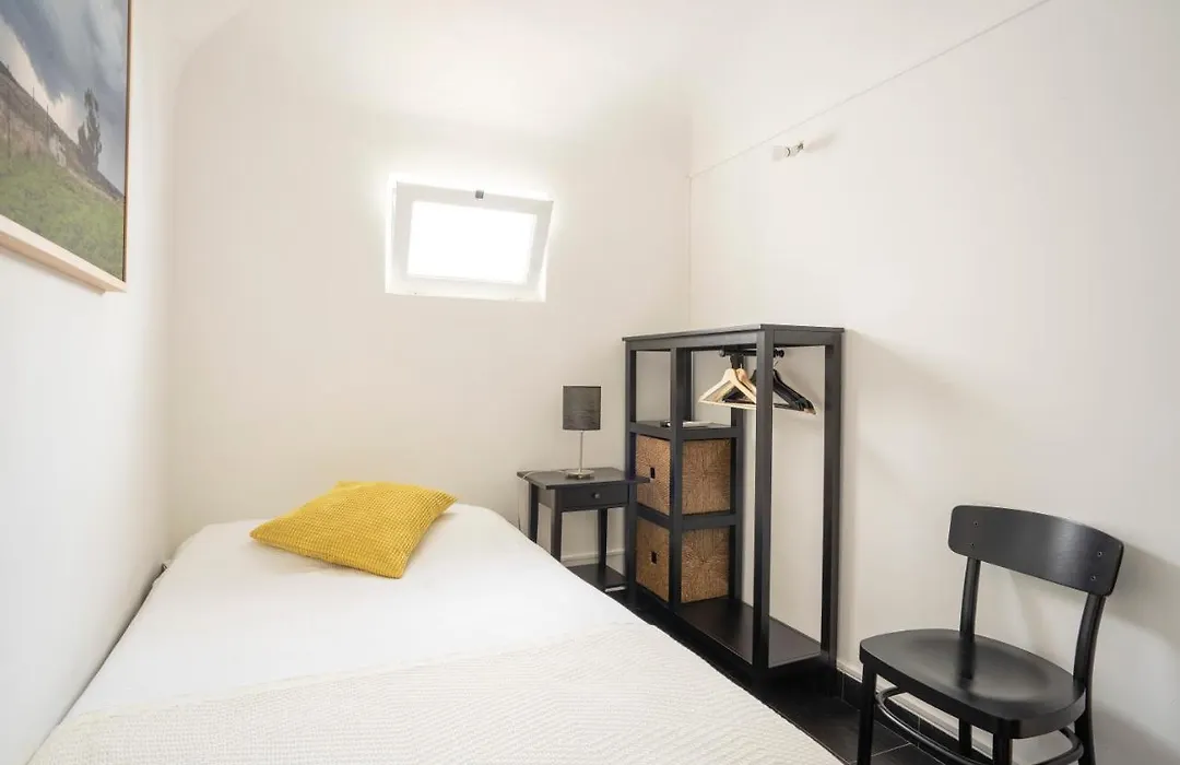 Burgos Guest House-1