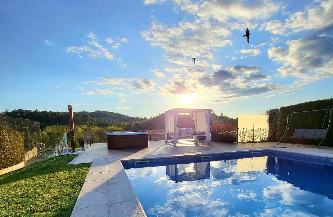 Villa Moura - Pool & Jacuzzi-1
