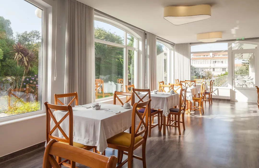 Varzinn Hotel-1