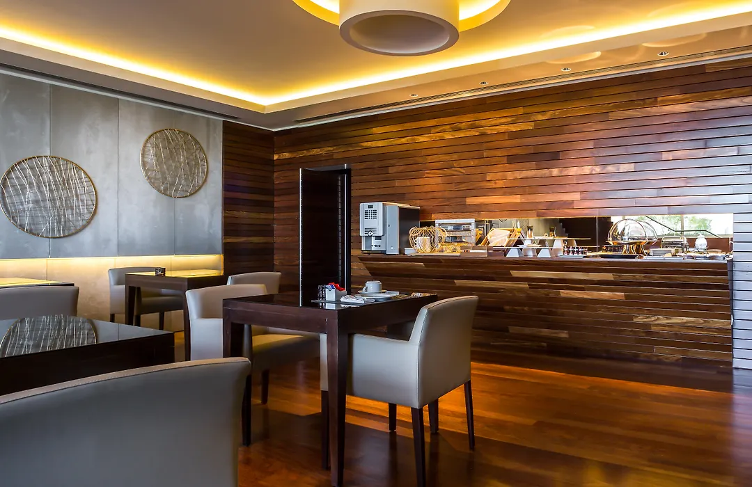 4615 Hotel-1