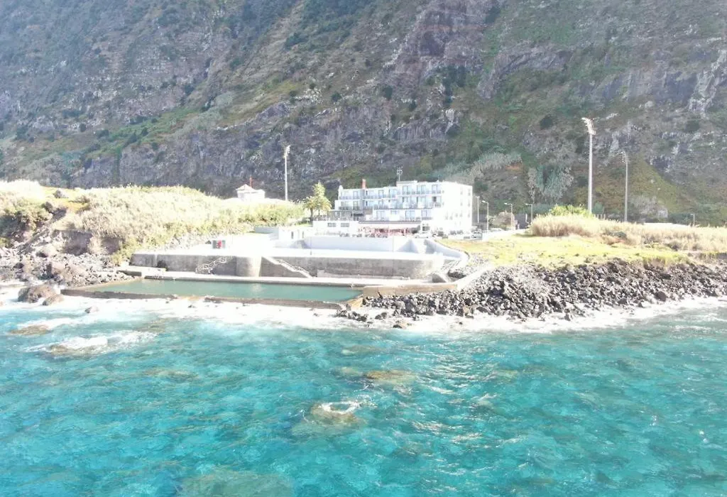 Calamar Hotel-1