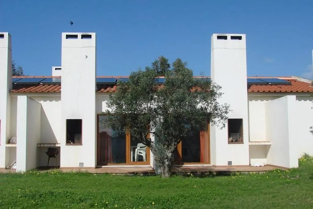 Parque De Campismo Da Ilha Do Pessegueiro-1