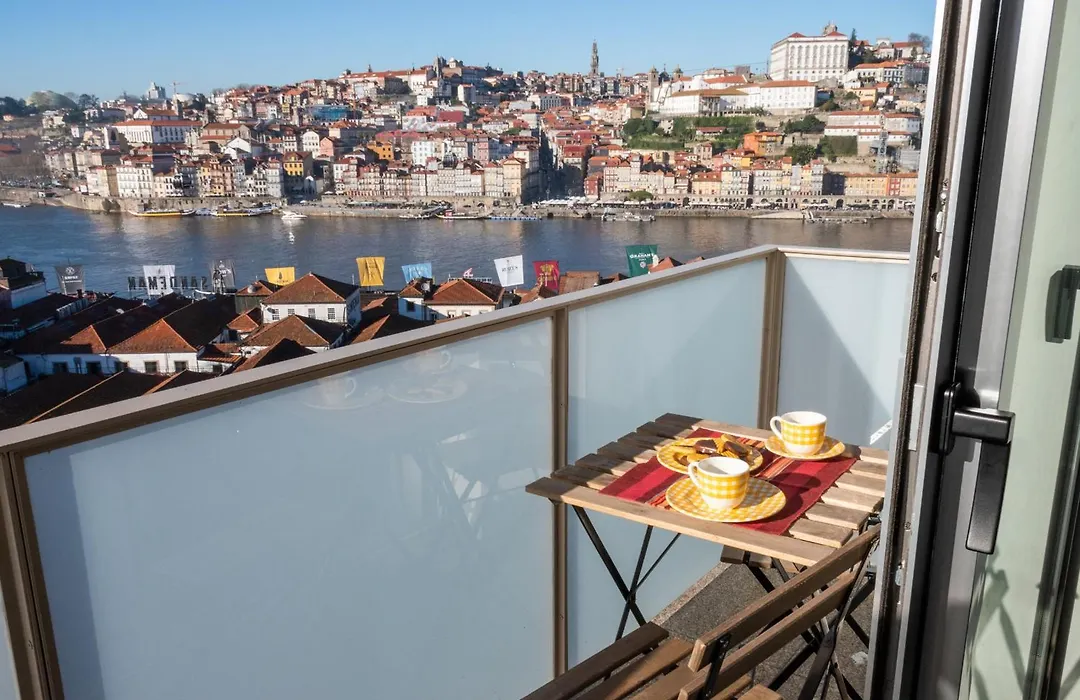 North Star Flats @Santa Marinha-1