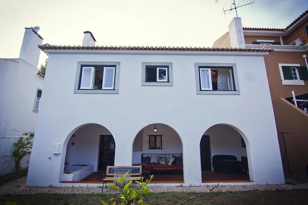 Cascais Boutique Hostel-1