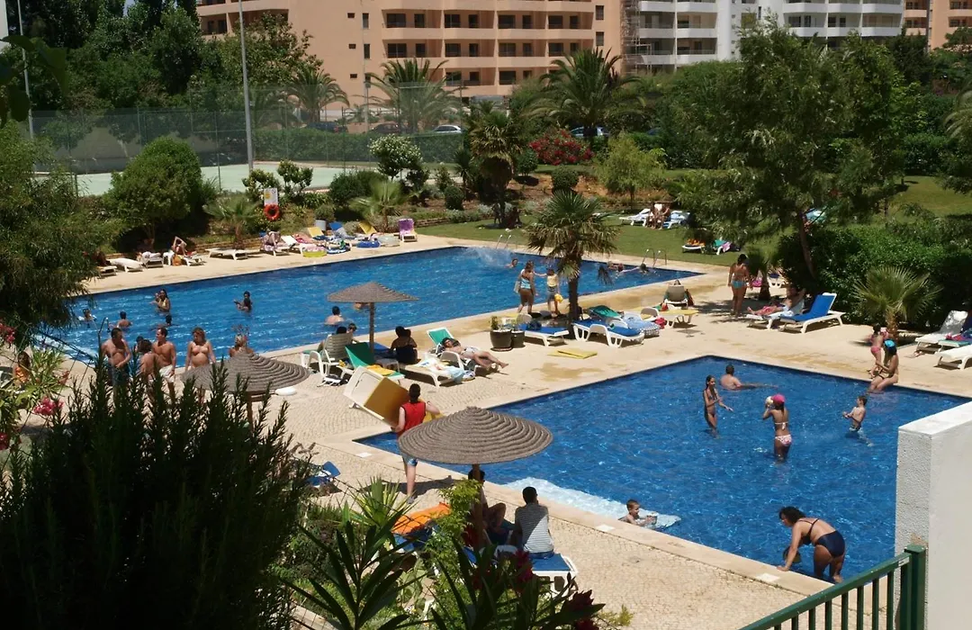 Apartamentos Jardins Da Rocha-1