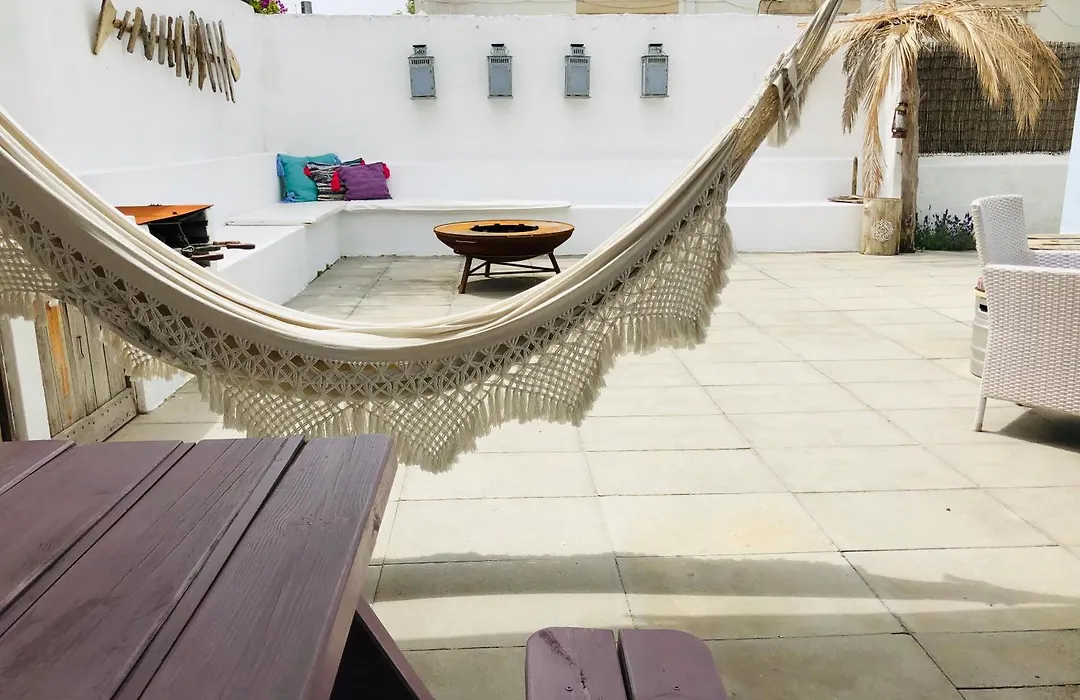Aloha Beach House H-1