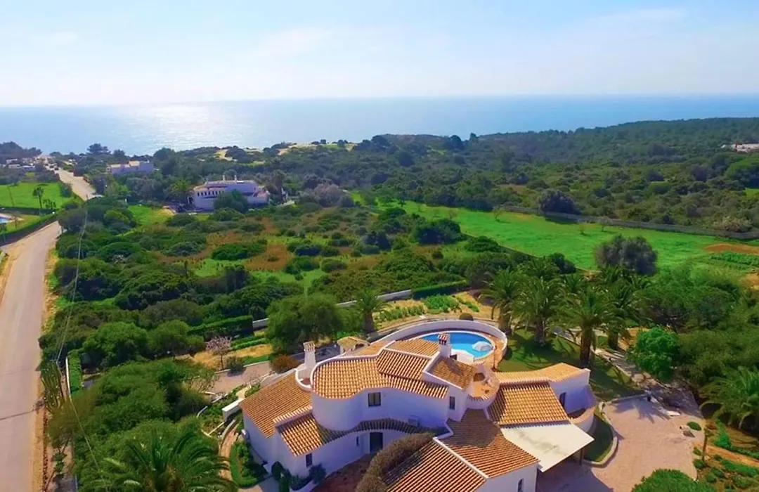 Amazing Carvoeiro Villa 4 Bedrooms Villa Jasmin Walking Distance-1