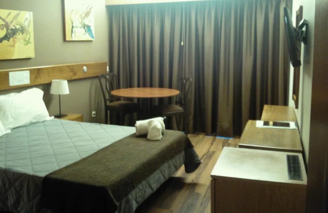 Hotel Meia Lua-1