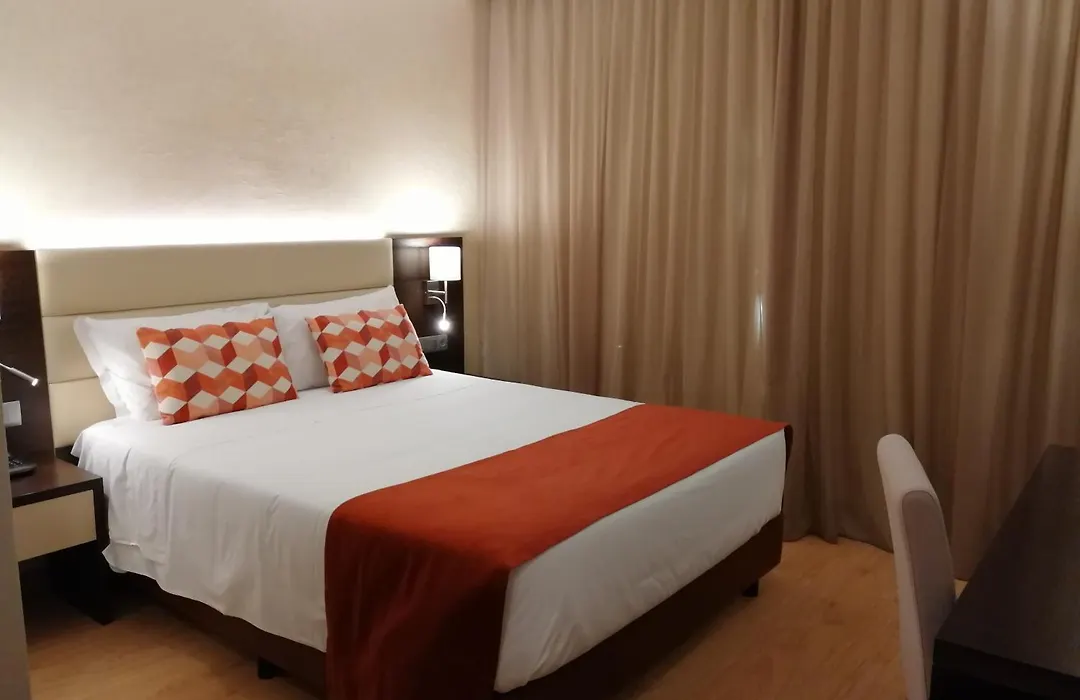 Hotel Monaco-1