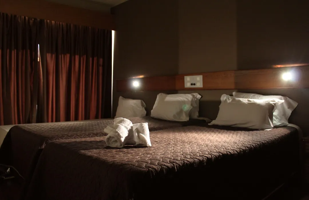 Hotel Meia Lua-1