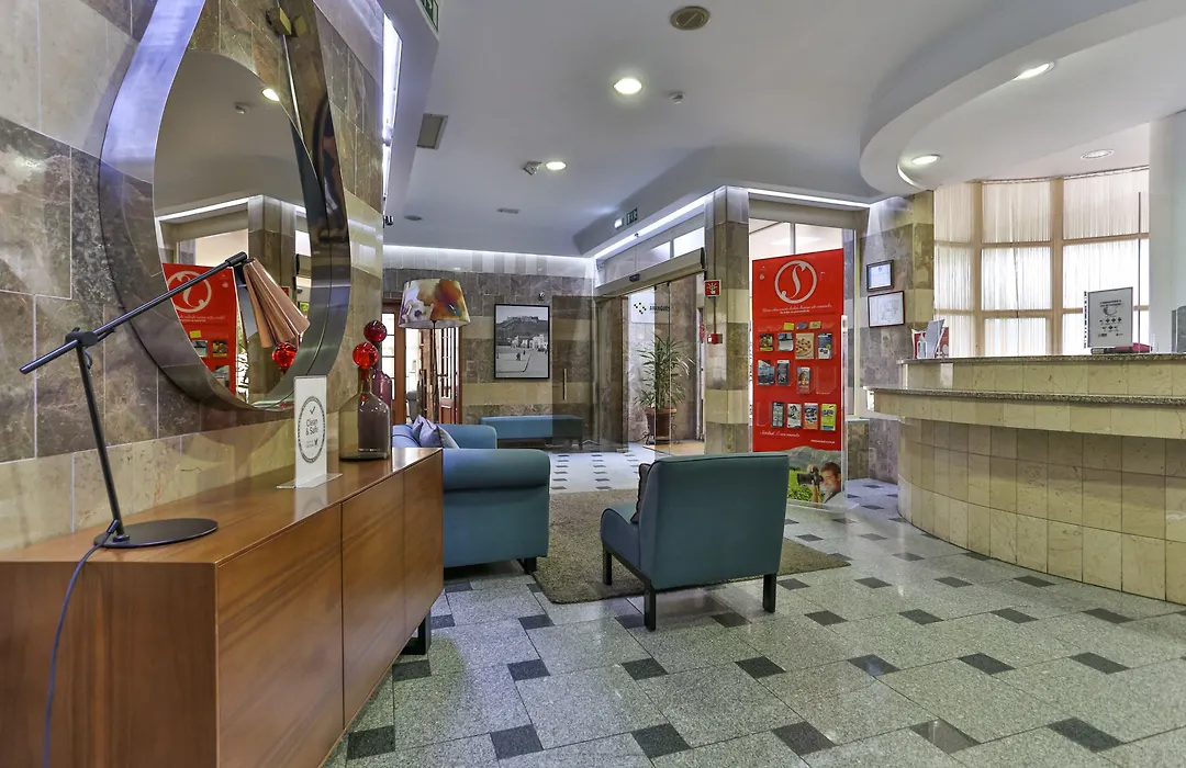 Hotel Arangues-1