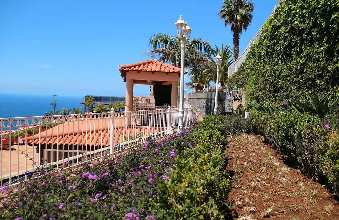 Ocean Gardens-1