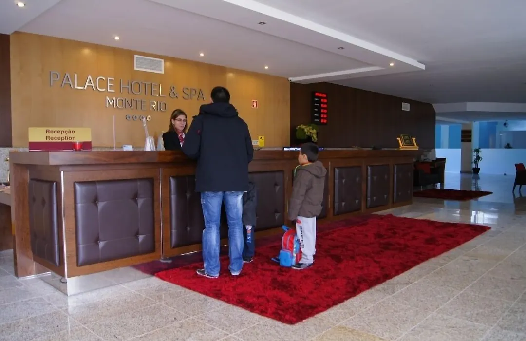 Palace Hotel E Spa Monte Rio-1