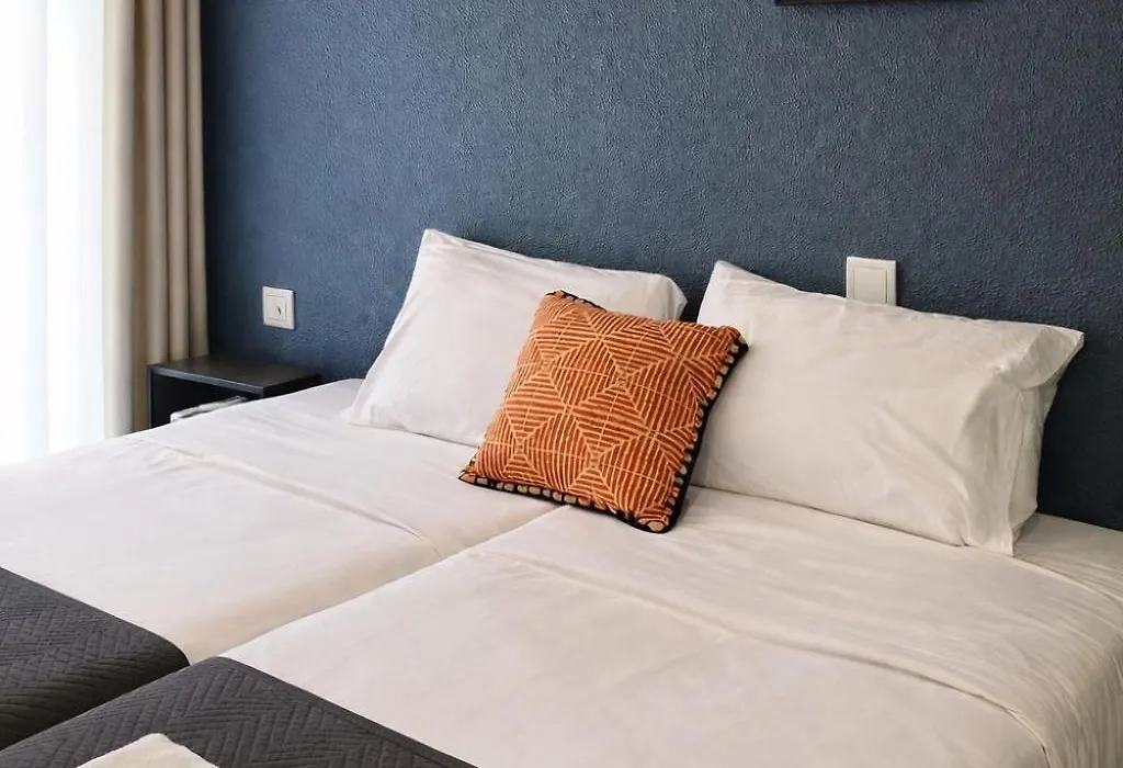 Marinha Garden Inn - Al-1
