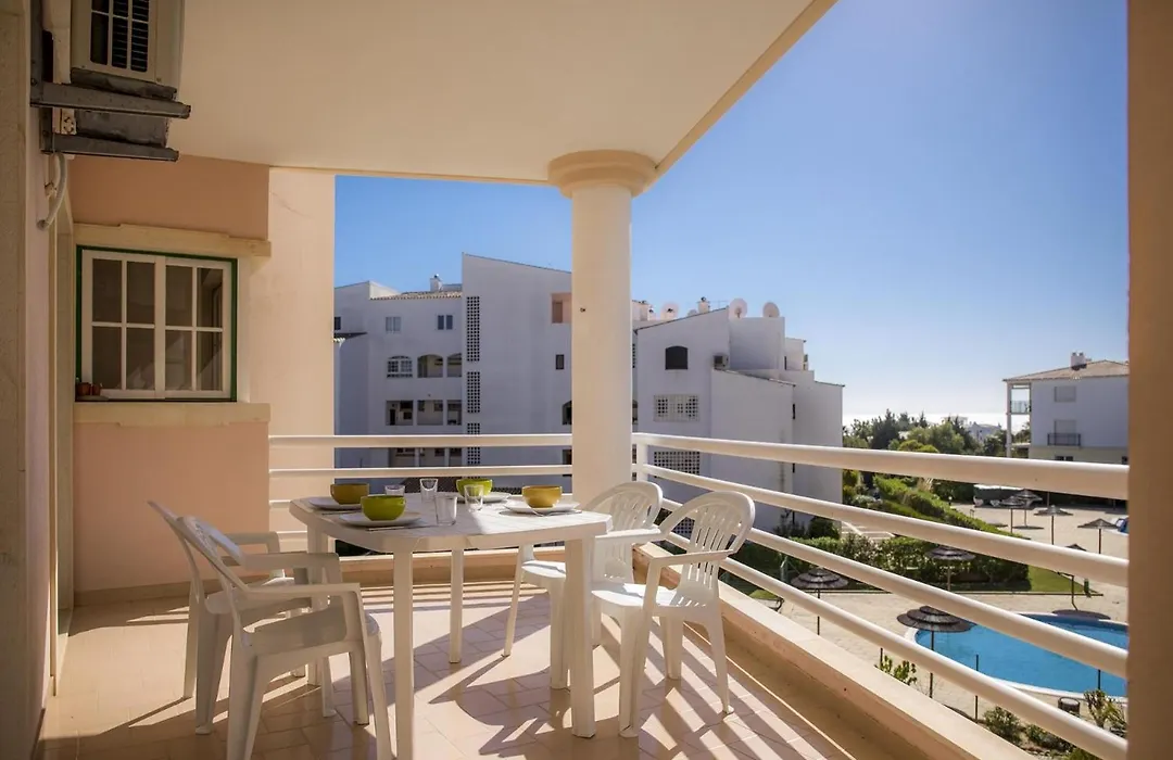 B33 - Praia Do Vau Apartment-1