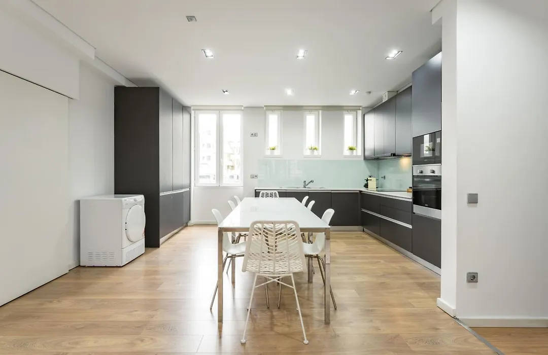 Feel Porto Downtown Apartments & Studios-1