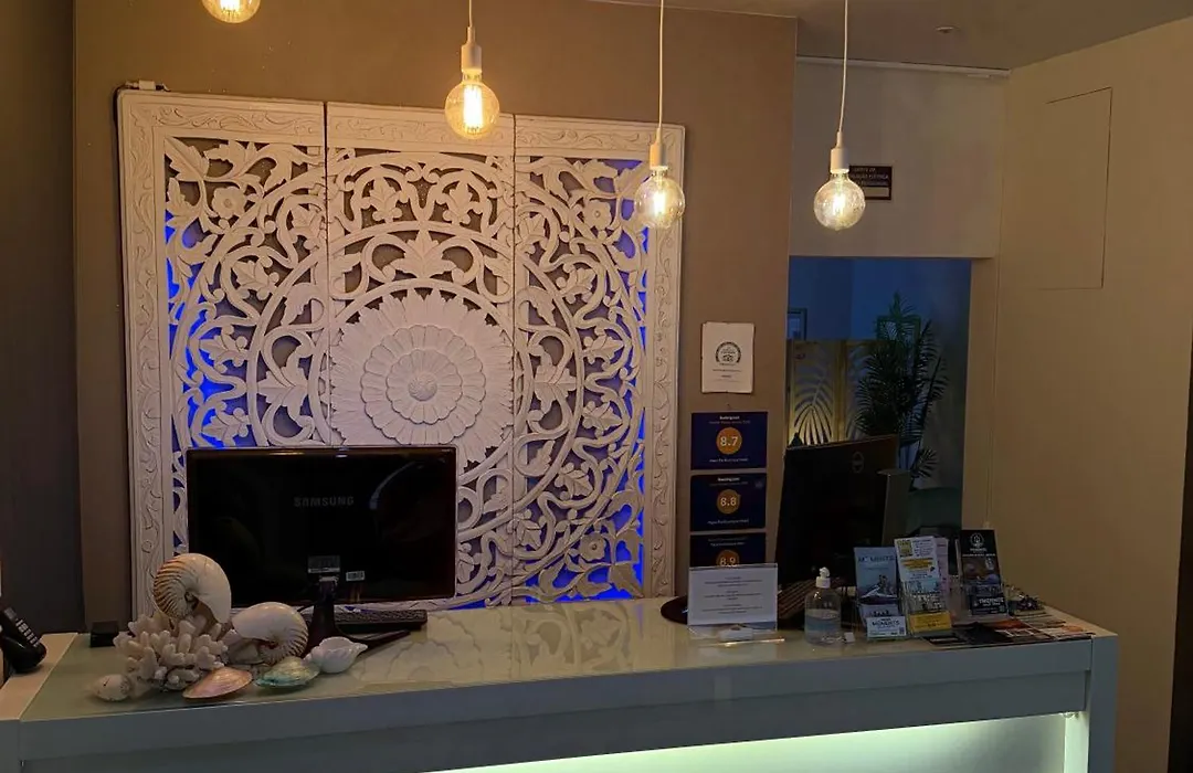 Aqua Ria Boutique Hotel-1