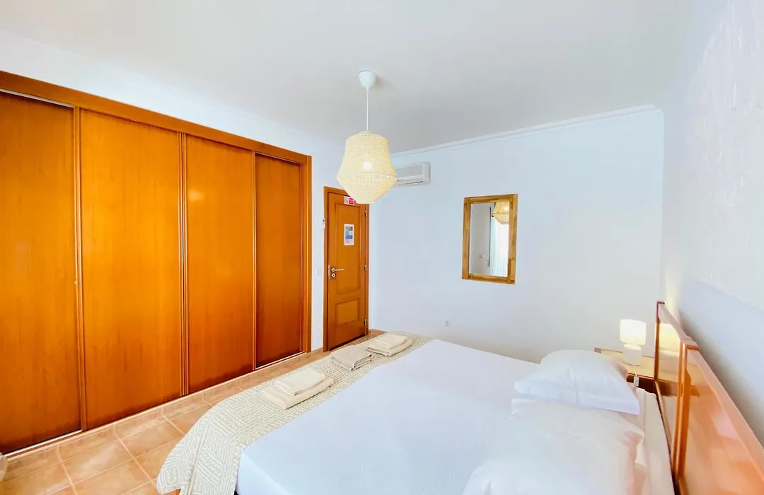 Aloha Burgau Guesthouse-1