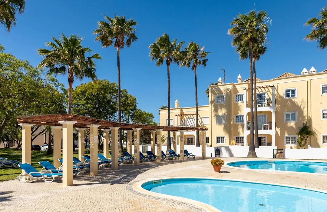 Praia Da Lota Beachfront Resort - Hotel & Apartments-1