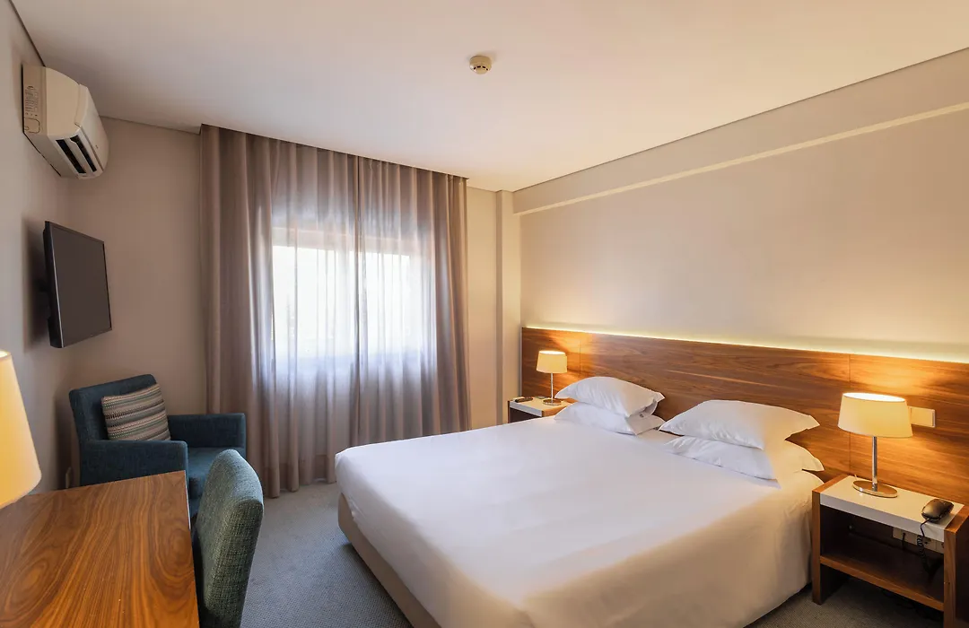 Hotel Navarras-1