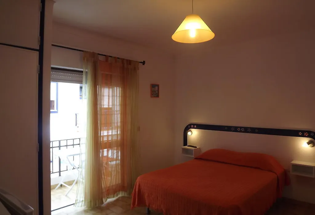 Residencia Laranjeira-1