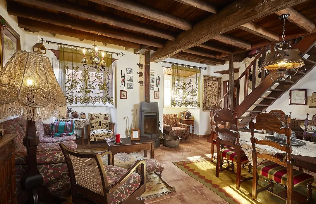 Sotam Country House-1