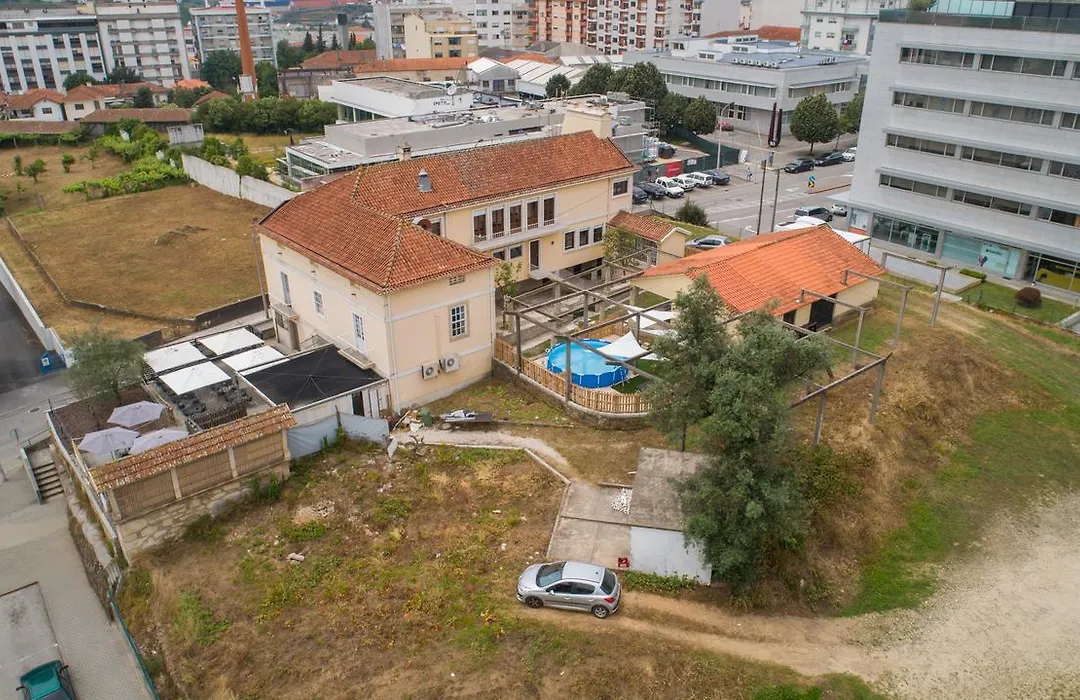 Hospedagem Casa Das Regadas-1