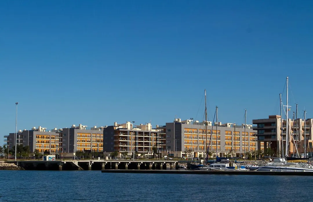 Real Marina Residence-1
