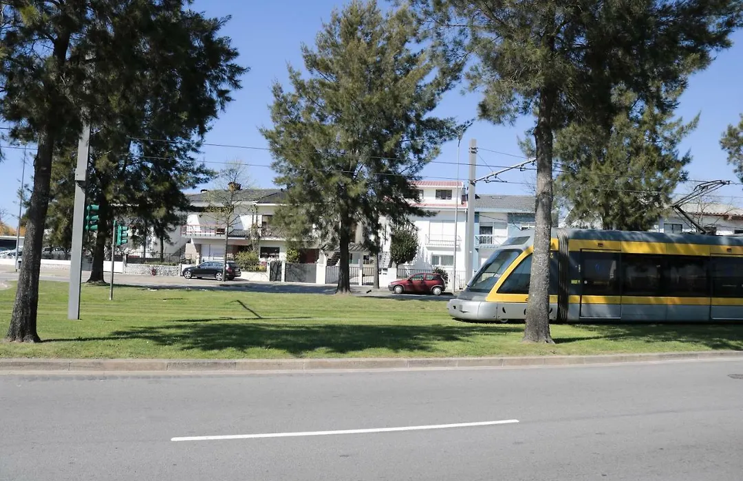 Oporto House Al-1