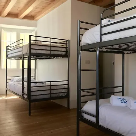 Change The World Hostels - Coimbra - Almedina-2