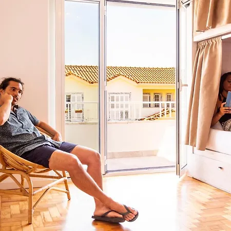 Gota Dagua Surf Camp - Costa Da Caparica, Lisbon-3