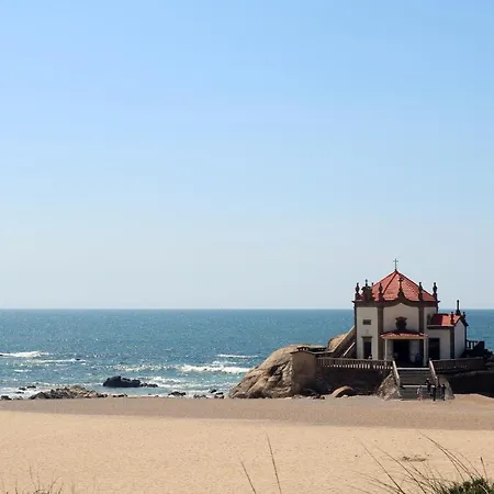 Retiro Da Praia Da Aguda-2