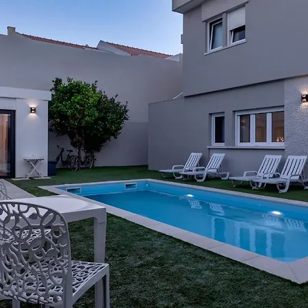 Ilheu 25 Peniche House-2