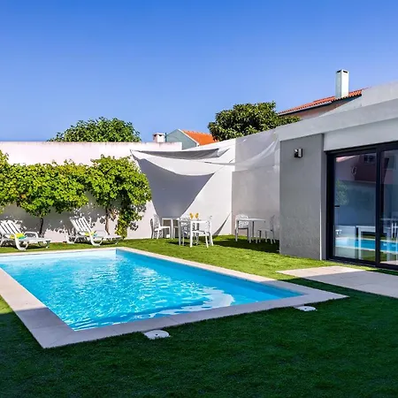Ilheu 25 Peniche House-3