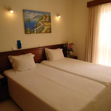 Boutique Hotel Marina S. Roque-2
