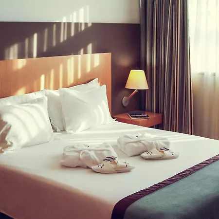 Mercure Lisboa Almada-2