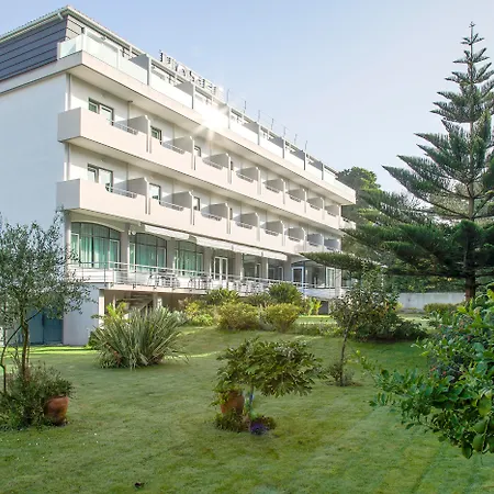 Varzinn Hotel-2